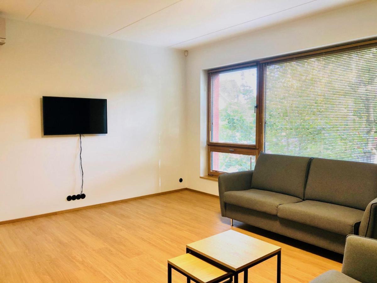 Self-Check-In Spacious 1 Bedroom Apartment With Free Parking Reval Esterno foto
